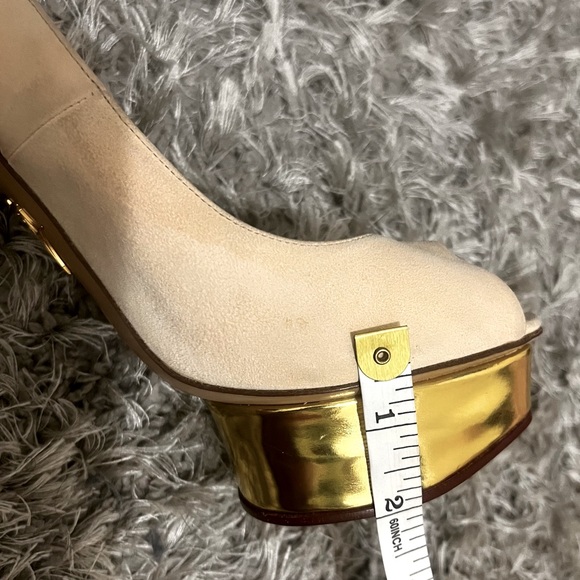 Charlotte Olympia Cream Gold Platform Heels size 8-8.5 - Picture 7 of 7